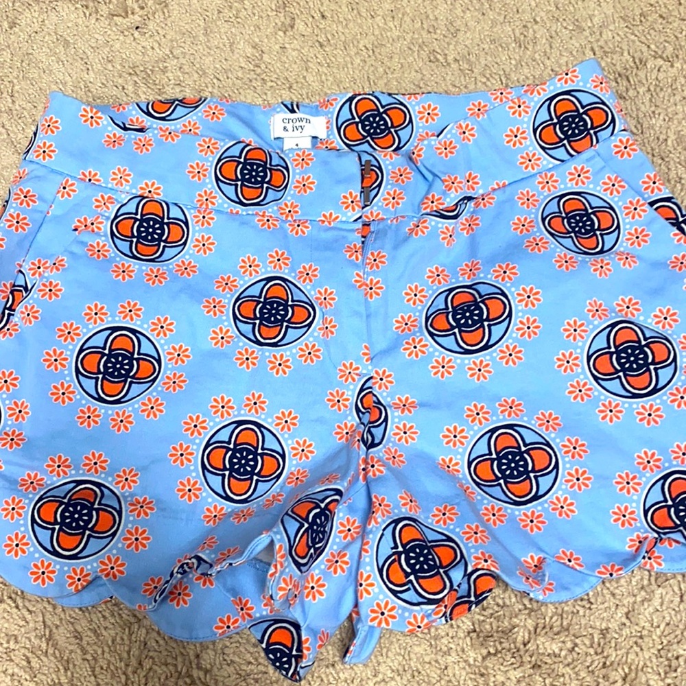 Crown and ivy shelby shorts